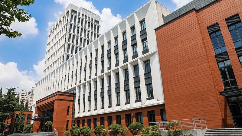 上海交通大学-采用金博宝188欢迎您
对讲广播系统